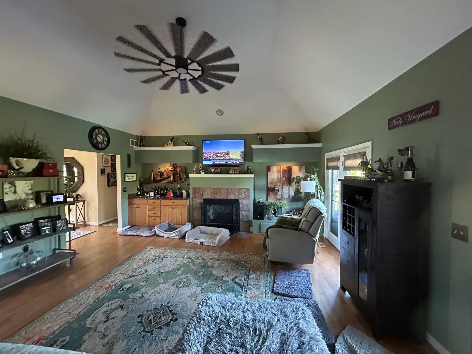 Family room renovation, before
